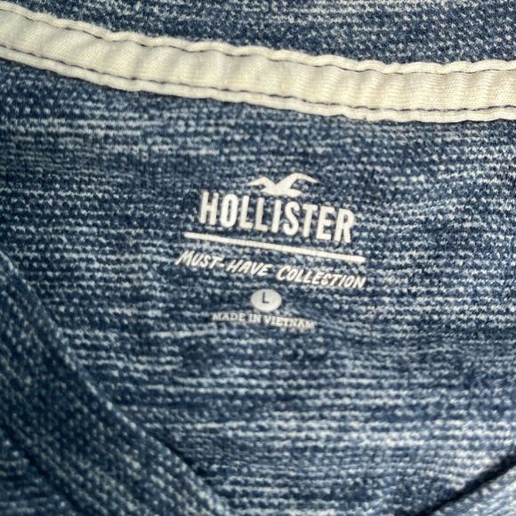 Hollister men’s size large set of two T-shirts - Picture 7 of 7